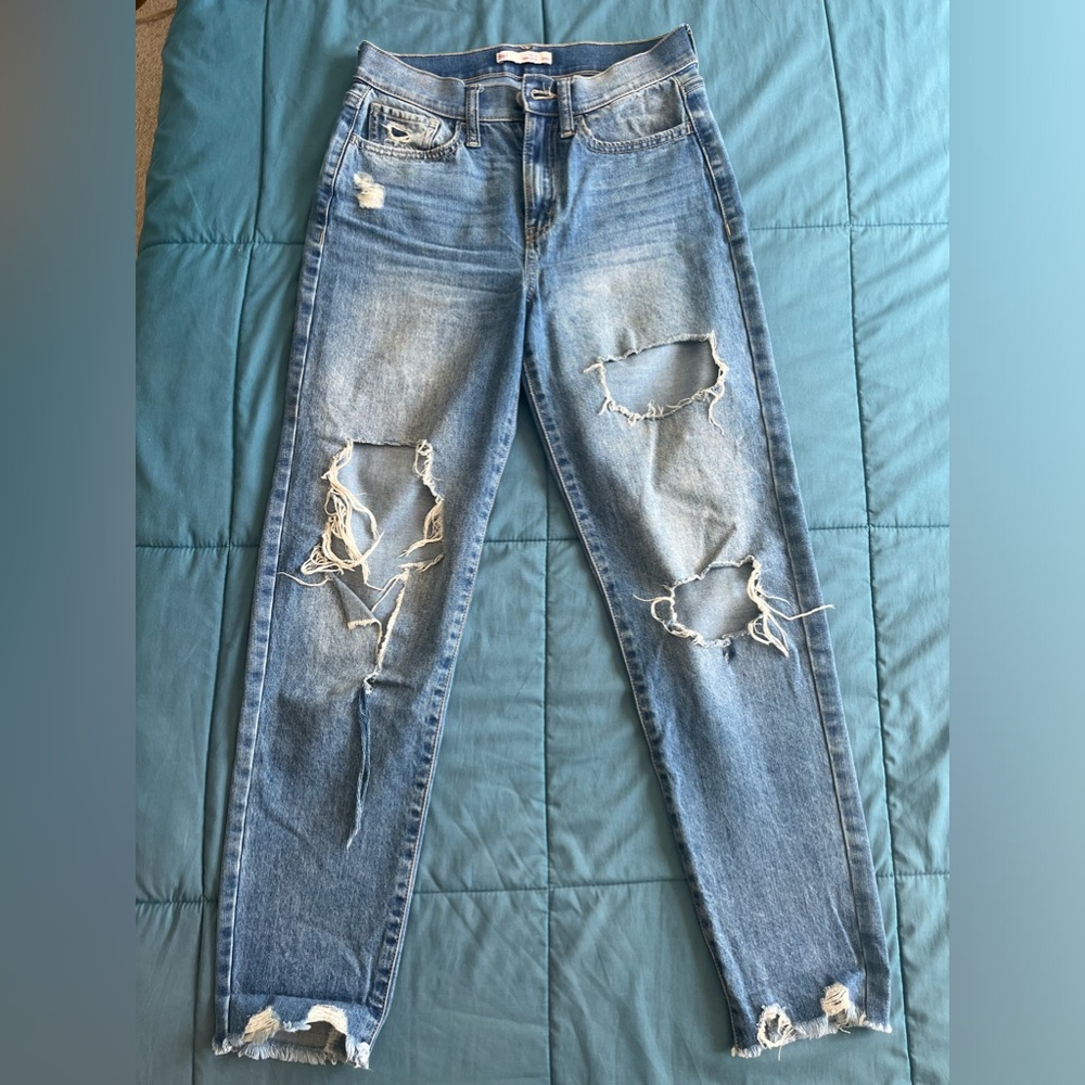 Ripped mom jeans